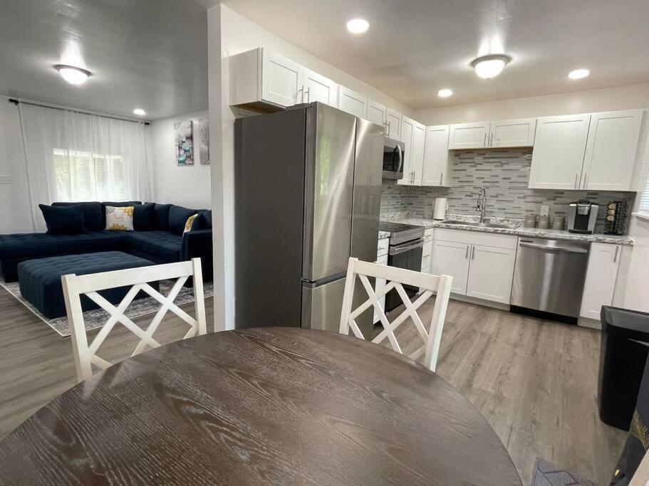 Four Bedroom Home Near Hartsfield Jackson Airport Рівердейл Екстер'єр фото